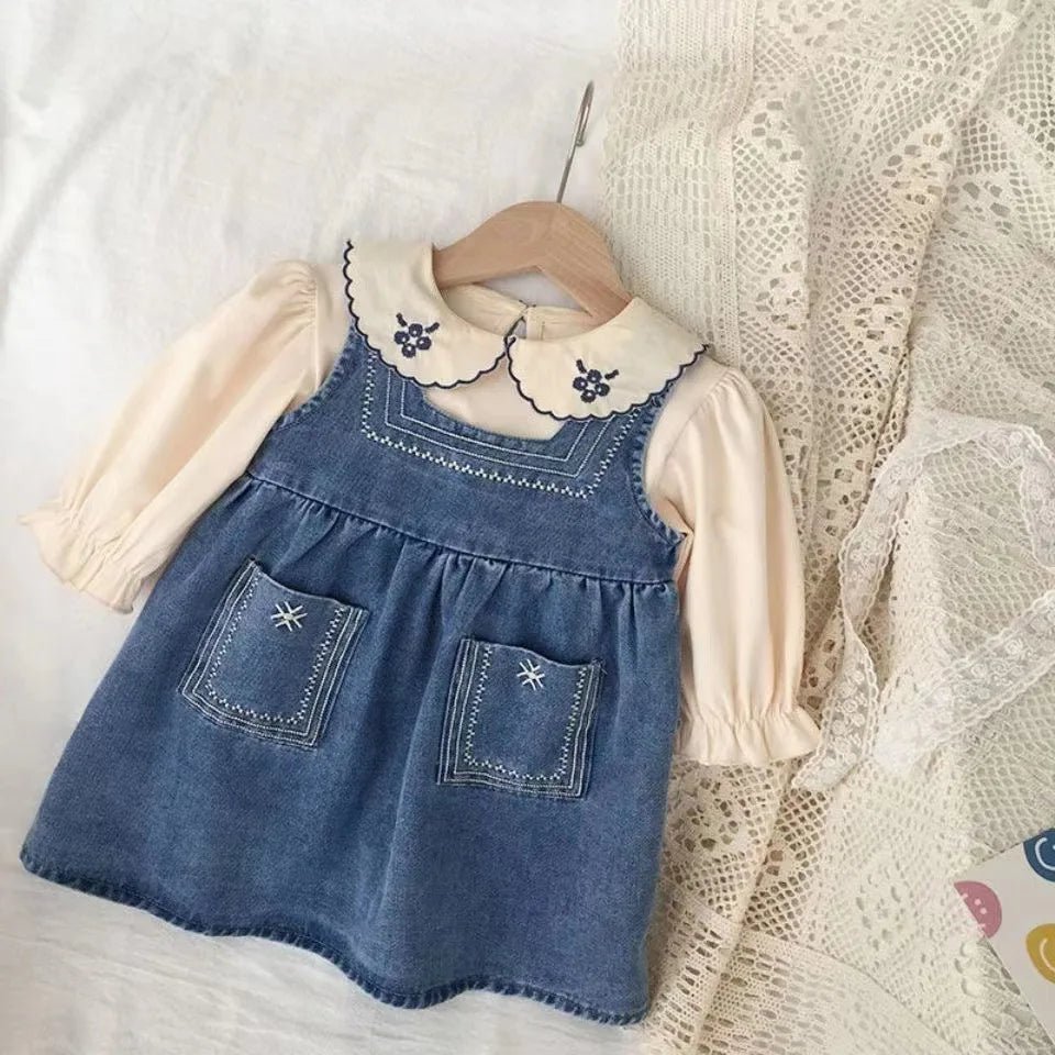 Robe en bretelles brodées